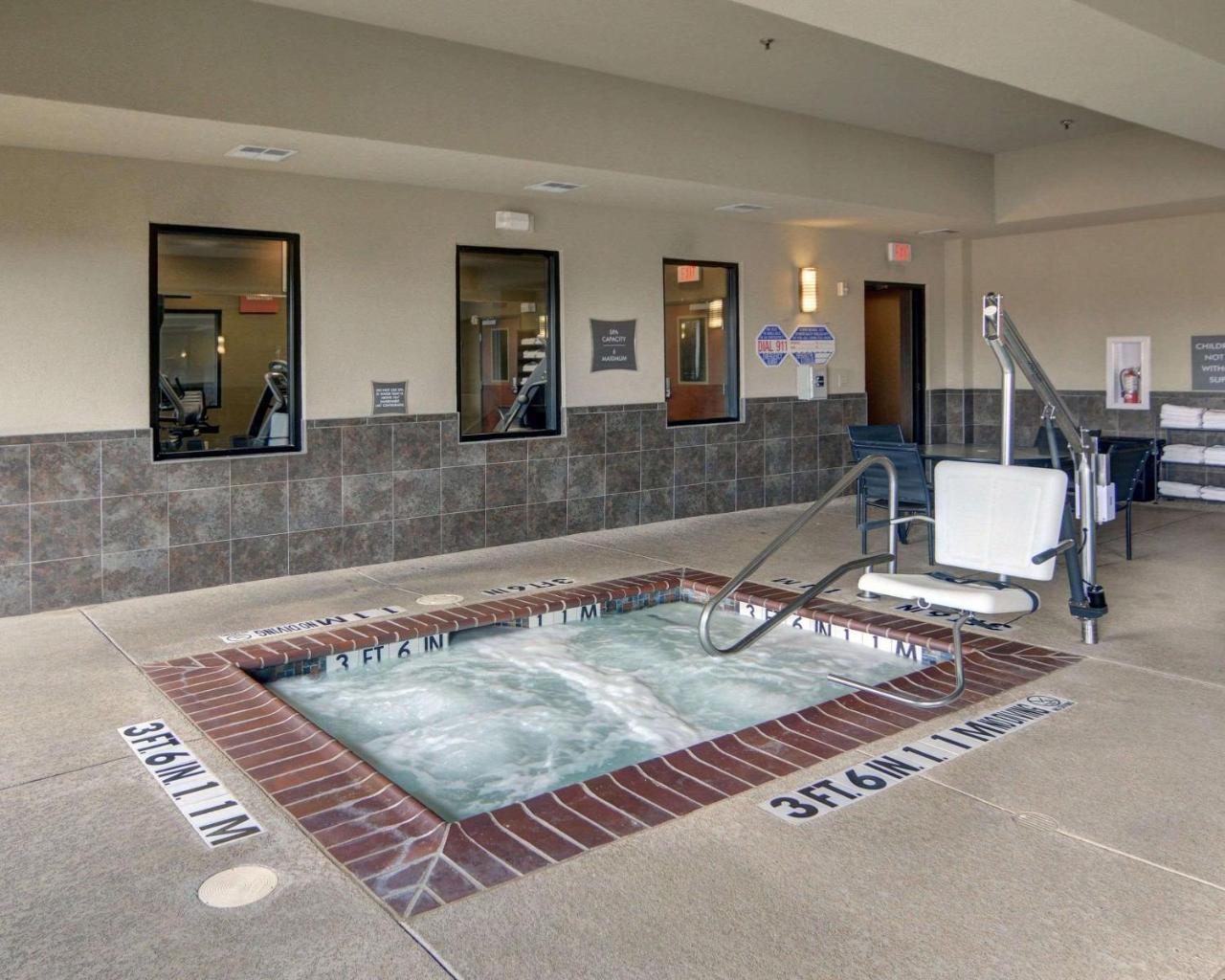 Comfort Suites Near Northeast Mall North Richland Hills Eksteriør bilde